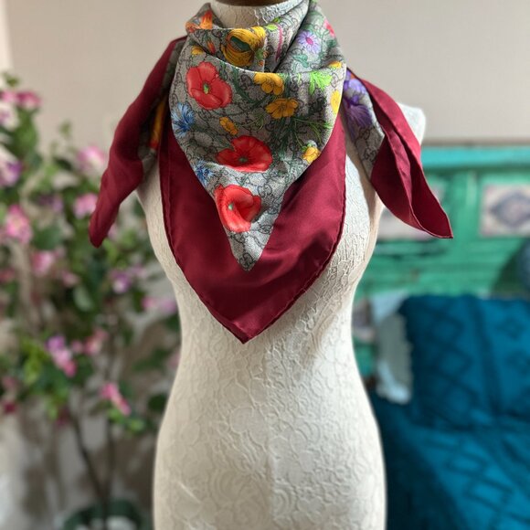 Gucci Blooming in Your Garden Silk Scarf in Red - Picture 1 of 8